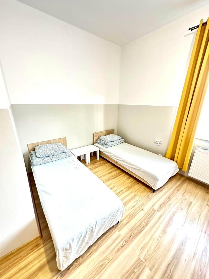 Orzelek Hostel Gniezno Luaran gambar