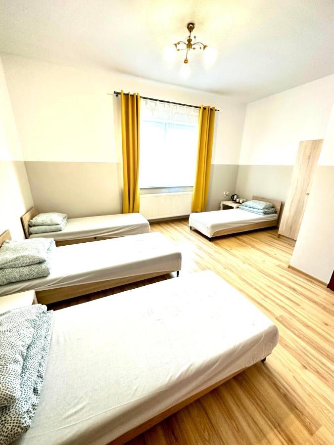 Orzelek Hostel Gniezno Luaran gambar