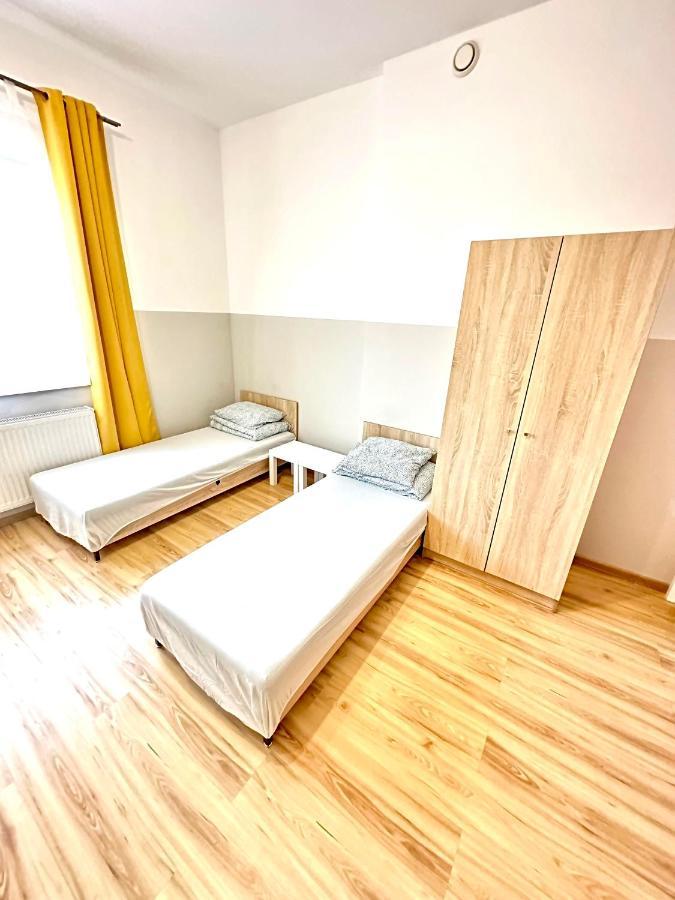 Orzelek Hostel Gniezno Luaran gambar
